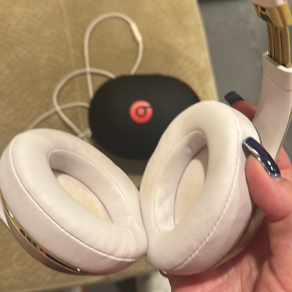 Beats Dr. Dre headphones - Picture 4 of 6